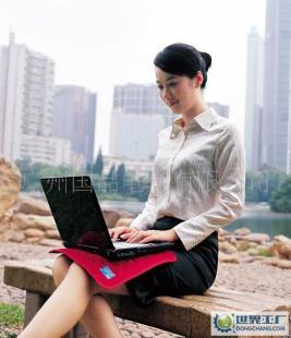 南极冰笔记本电脑散热器2 为高效运行注入清凉动力